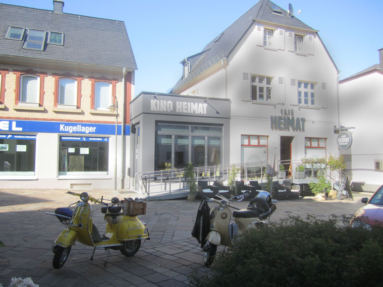 http://www.vespafreunde-oberkirchen-saar.de/uploads/images/2019-Vespa/IMG_0254-22.jpg
